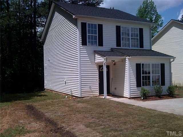 SIngle family home located in a quiet dead end street.