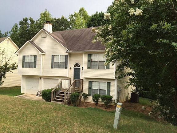 3rd image of 1062 Bridle Creek Dr