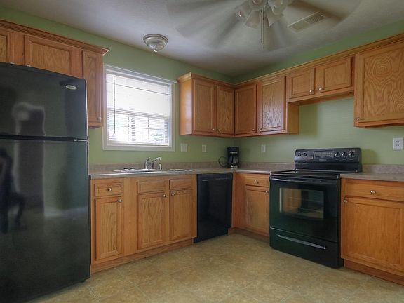 4th image of 106 Elkchester Cir