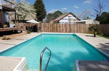 3rd image of 8027 Savannah Ln W