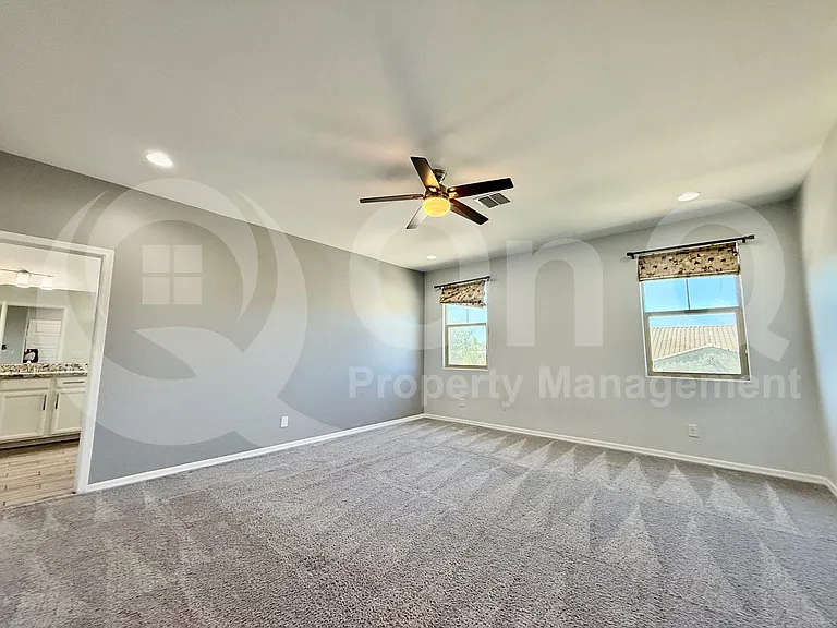 1312 E Gemini Pl — Photo 17