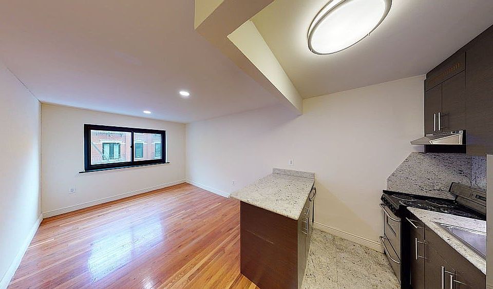 1st image of 50 Prince St APT 5D