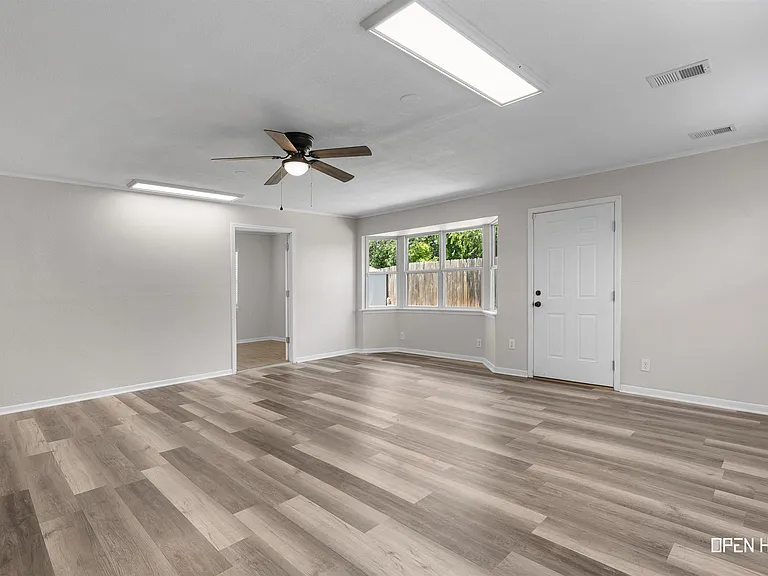 4916 Big Bend Dr — Photo 24