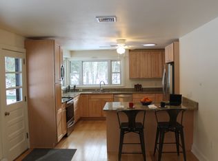 1624 County Rd, Great Barrington, MA 01230