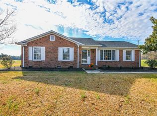 1079 Sutton Ct, Greensboro, NC 27406