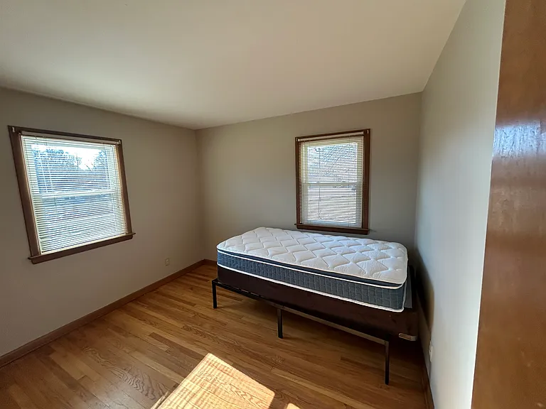 904 Nichols Rd — Photo 14