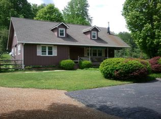 11 Summer Ln, Spruce Pine, NC 28777