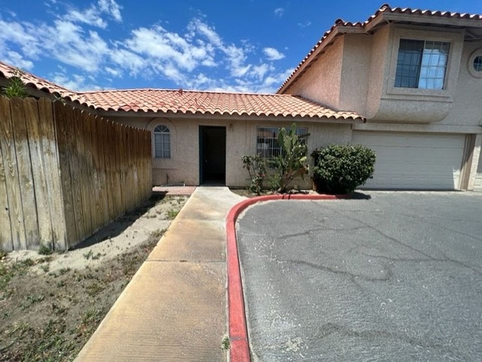 1st image of 79540 Avenue 42 #D