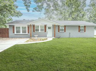 705 Thomas Blvd, Springdale, AR 72762