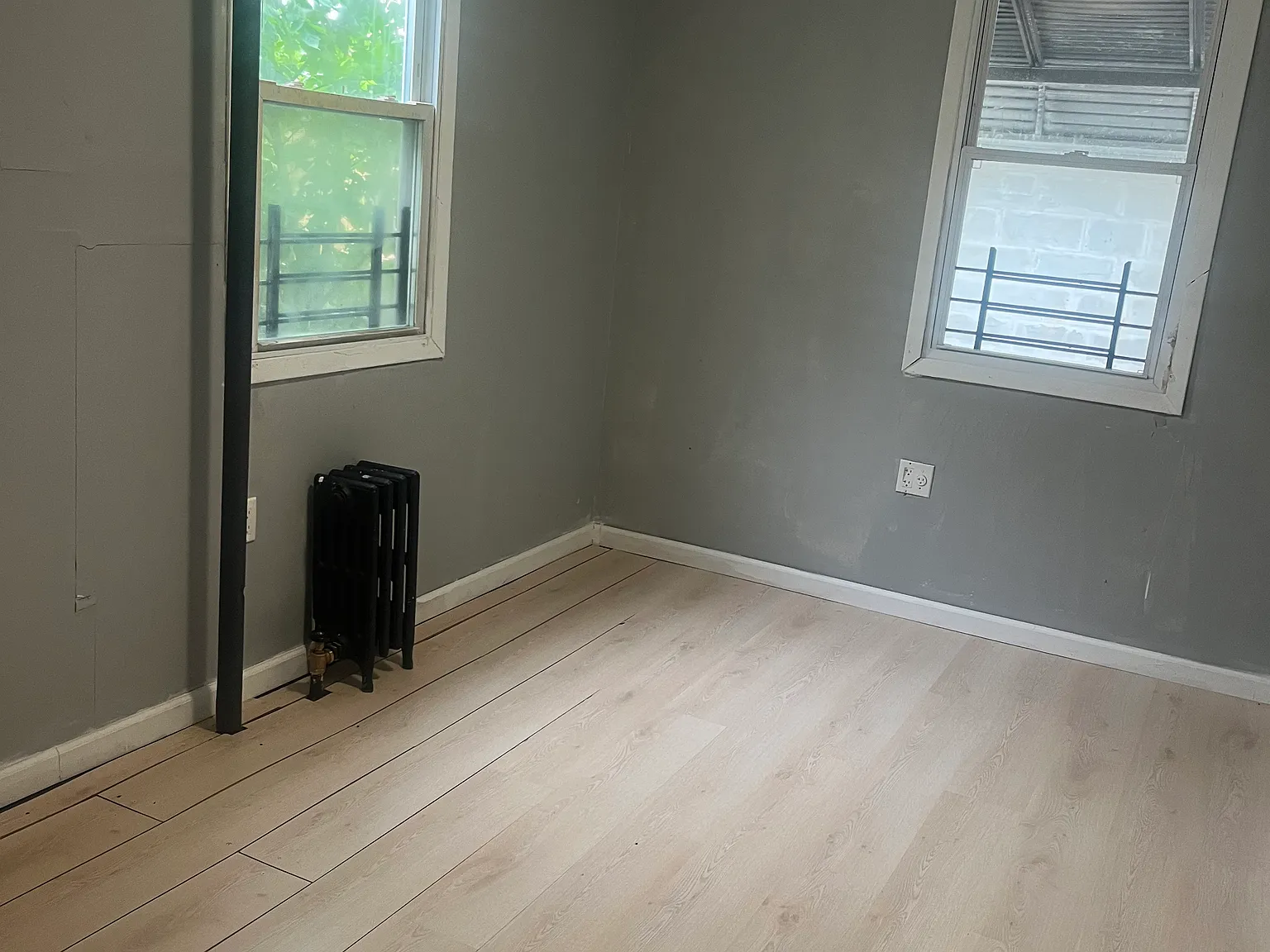 3 bed, 900 sqft, $3,400 — Photo 3