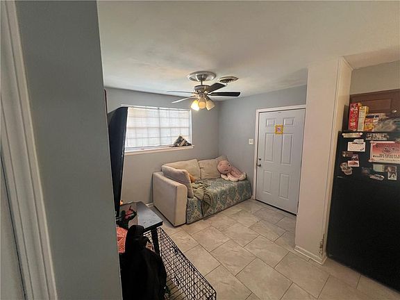 4th image of 1212-14 N Arnoult Rd