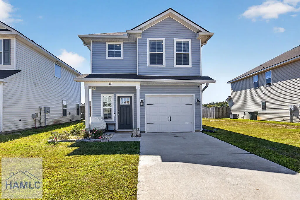 3 bed, 2.5 bath, 1446 sqft, $2,200 — Photo 1