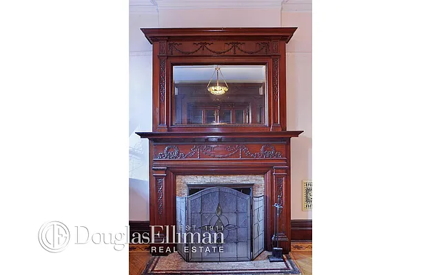 Sold by Douglas Elliman | media 14