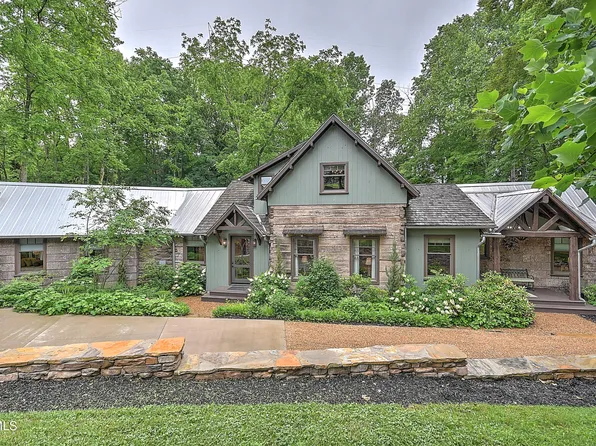 435 Whitehead Rd, Bluff City, TN 37618