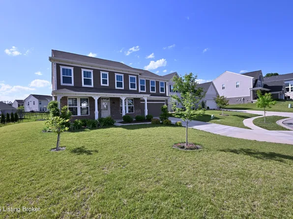 15806 Stonehouse Ct, Louisville, KY 40245