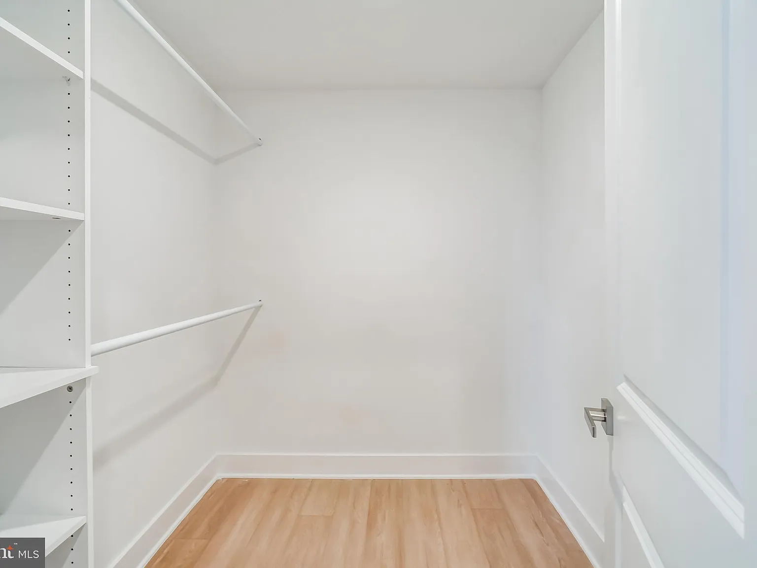 2 bed, 850 sqft, $1,700 — Photo 4