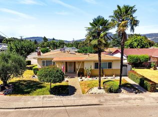 103 Brookside Drive, Cloverdale, CA 95425