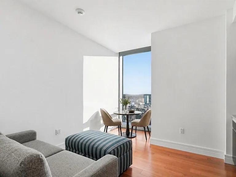 1 Dalton St #2412 — Photo 4
