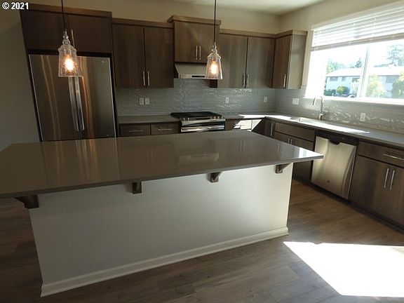 3rd image of 12361 SE Goali Ct
