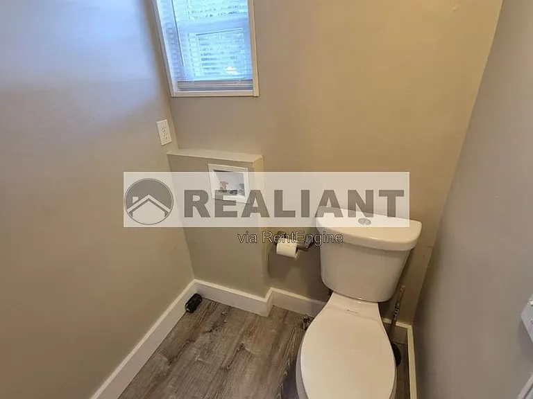 132 Evergreen Ave #1 — Photo 15