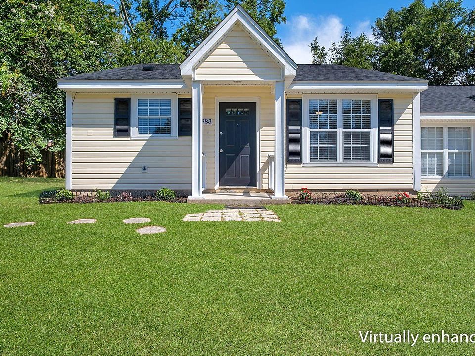 1st image of 3983 Breezee Ct