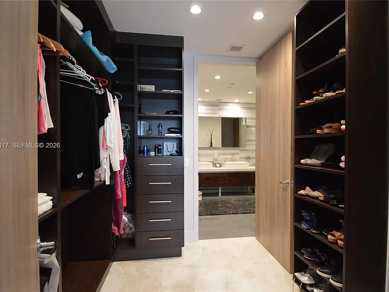 1100 Biscayne Blvd #6104 — Photo 23
