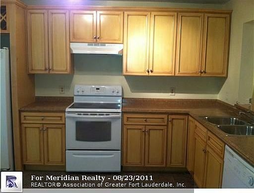 2nd image of 4187 Coral Springs Dr #4187
