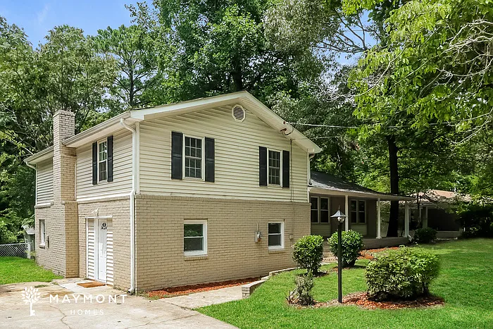 218 Hillcrest Dr — Photo 5