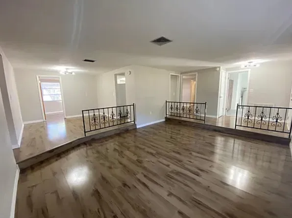 6041 13th Ave, New Port Richey, FL 34653