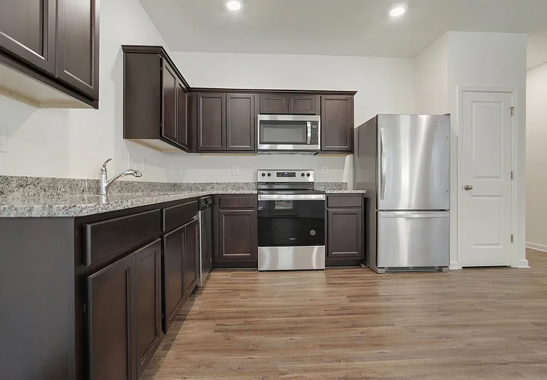 248 Grand Central Way — Photo 10