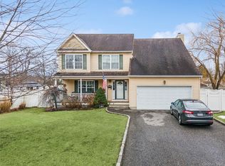 80 Fairview Avenue, Islip Terrace, NY 11752