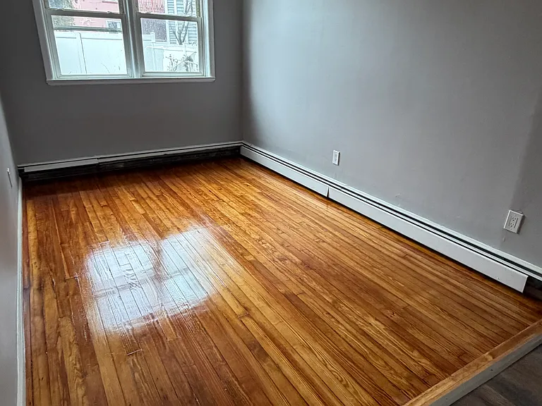 83 W 47th St #2 — Photo 4