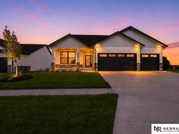 523 Woodsage Rd, Seward, NE 68434