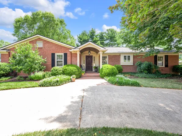 616 Autumn Ln, Lexington, KY 40502