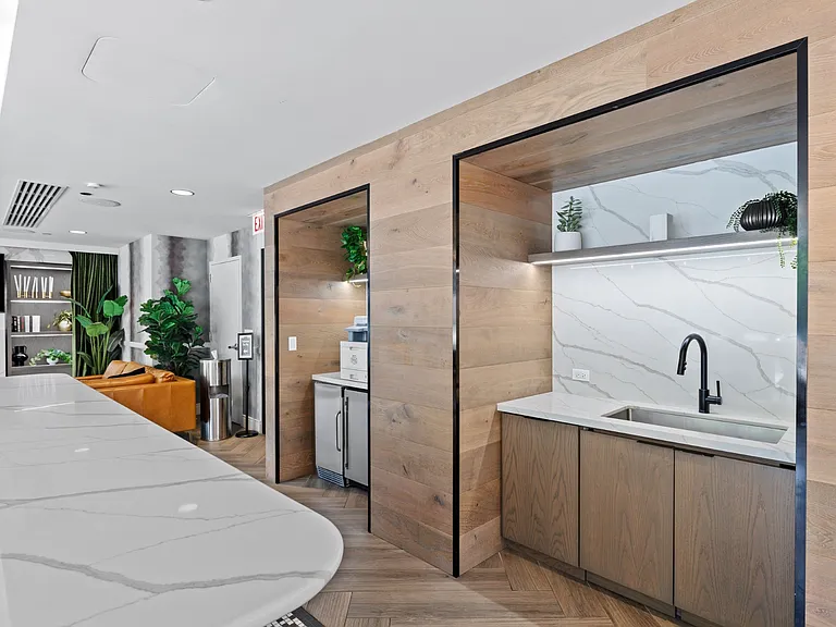 Flair Tower Apartments — Photo 27