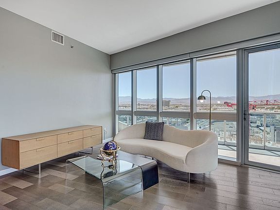 4th image of 4471 Dean Martin Dr Unit 1400
