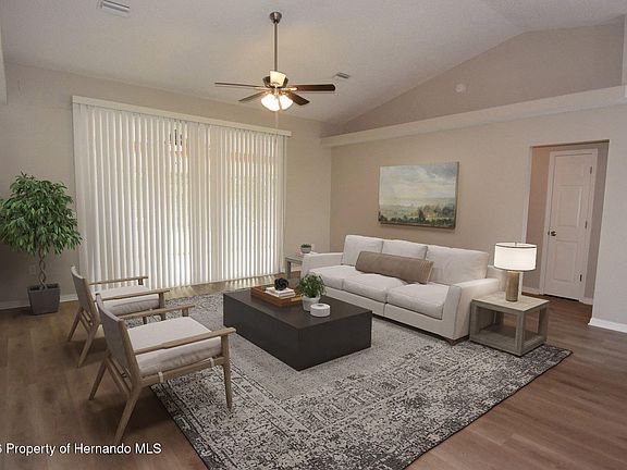 3rd image of 2339 Renton Ln