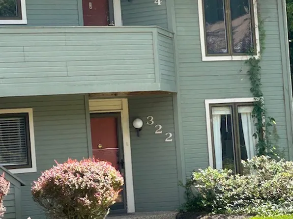 322 Crescent Spring Dr, Louisville, KY 40206