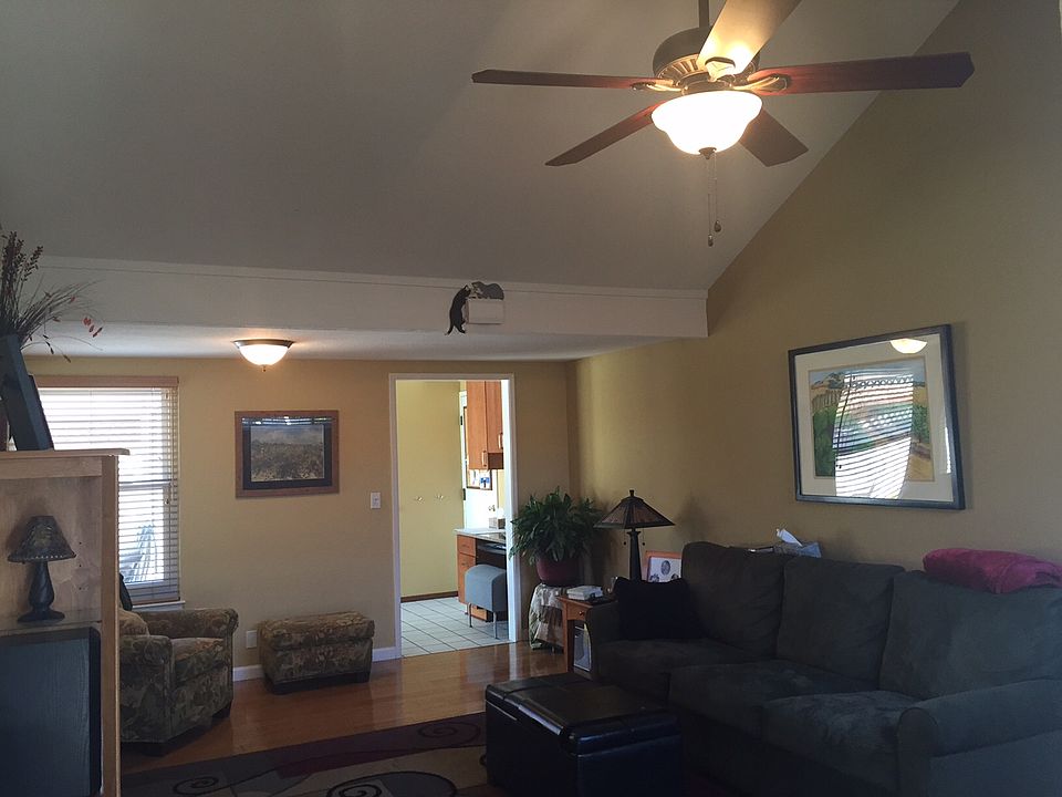 2nd image of 1525 Calle Santa Anna