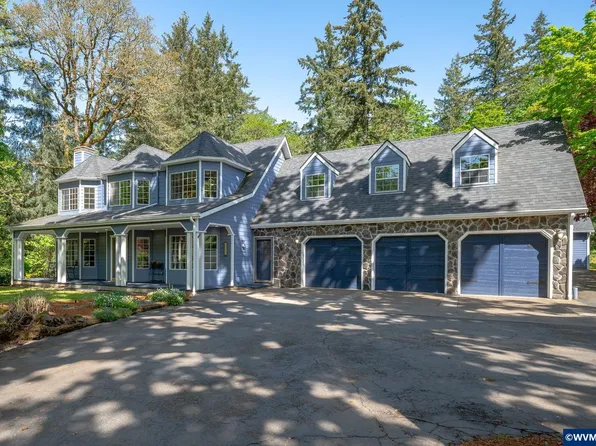 6723 Rippling Brook Dr SE, Salem, OR 97317
