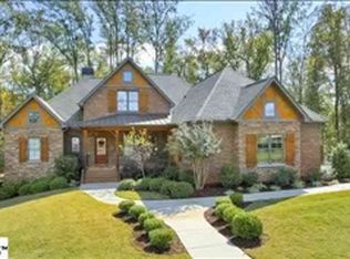 105 Leatherwood Ct, Greer, SC 29651