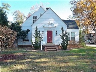 1st image of 206 S Pineview Ave
