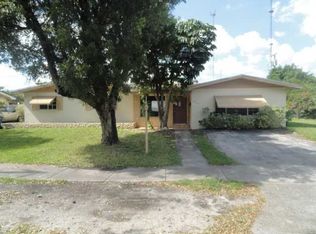 20710 NW 1st Ct, Miami Gardens, FL 33169