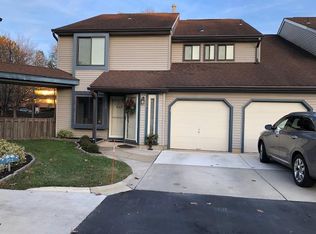 805 Chesterwood Ct, Marlton, NJ 08053