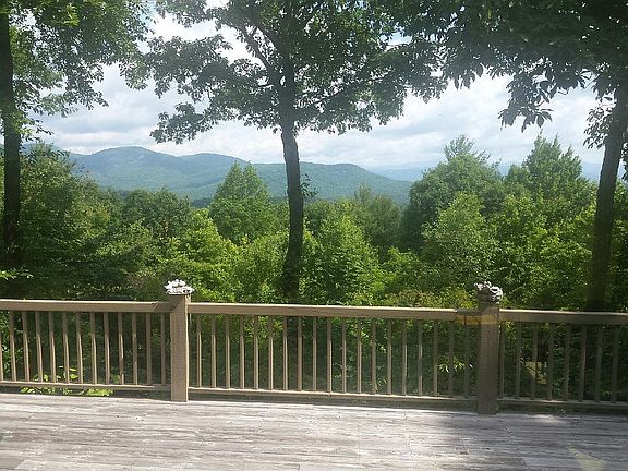 2nd image of 22 Lakeside Trl