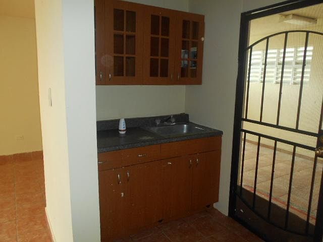 2nd image of E3 Calle 3