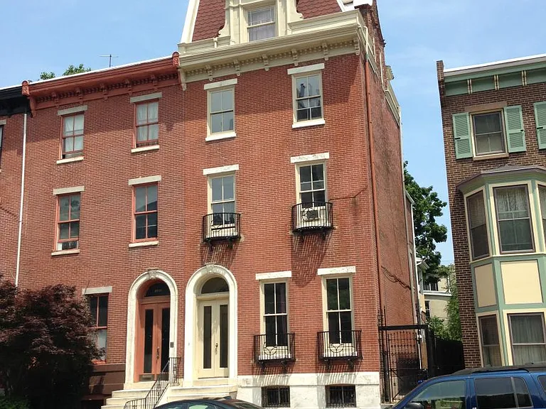 2029 Spring Garden St #4F — Photo 9