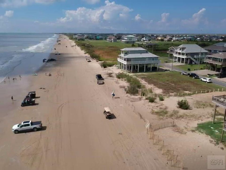 2nd image of 1240 Gulf Rd