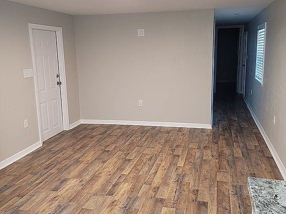 5th image of 1915 SE 188th Ave