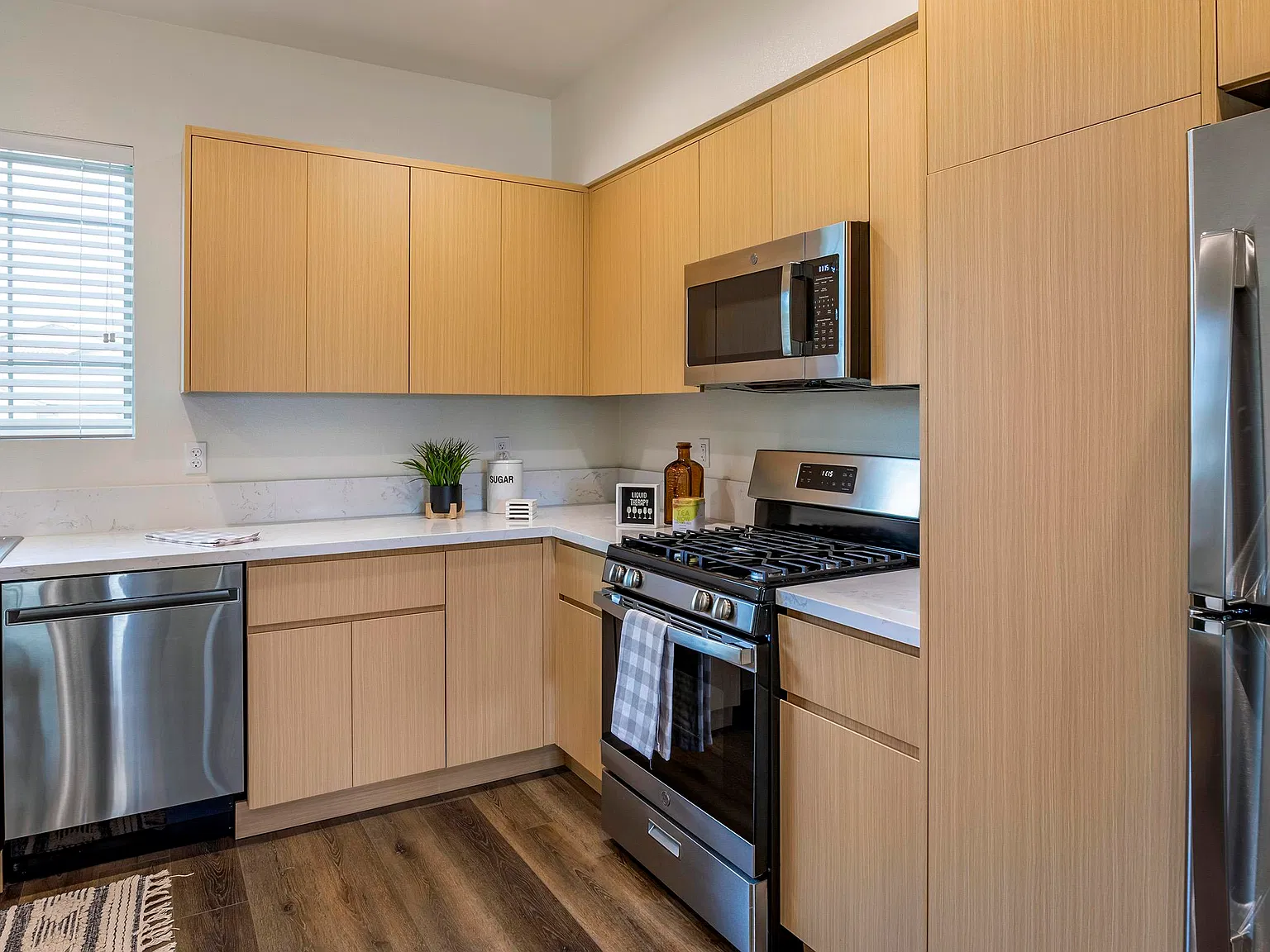 Presidio Townhomes — Photo 2